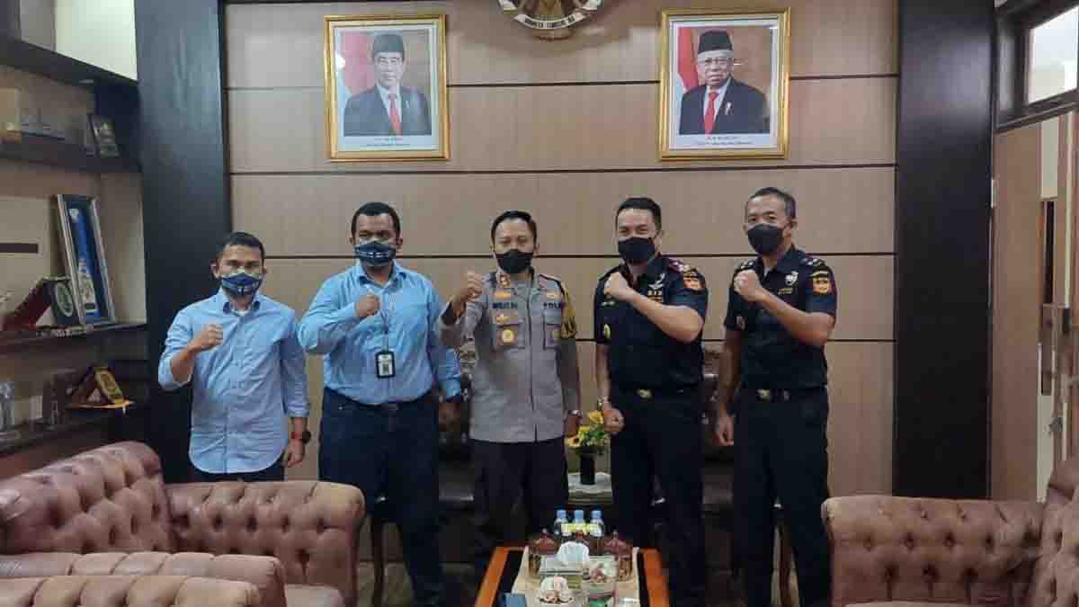 Kapolres Kutim Terima Kunjungan Kepala Bea Cukai Sangatta