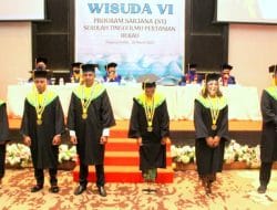 Wisuda STIPER Angkatan V