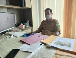 Dinas PUPR Berau Dan Andi Amir Ketua Golkar Berau, Hitamkan Beberapa Jalan Kampung