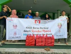 KKSS Berau Berbagi Takjil Ke Masjid Dan Berbagi Sahur Ke PonPes