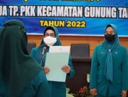 Ketua TP PKK Kecamatan Gunung Tabur Dilantik