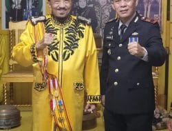 KAPOLSEK GUNUNG TABUR AKP FAISAL SILATURAHMI KE KESULTANAN GUNUNG TABUR