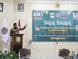Wabup Kutim Kasmidi Bulang Hadiri Halal Bihalal KWS-KT di Sangkulirang » Berita Kutim