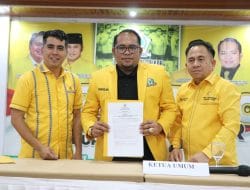 Kasmidi Bulang di Tetapkan Sebagai Cabup Pada Rapat Pleno DPD II Golkar Kutim » Berita Kutim