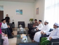 Bupati Berau Sambut Kedatangan Habib Nabiel Al Musawa