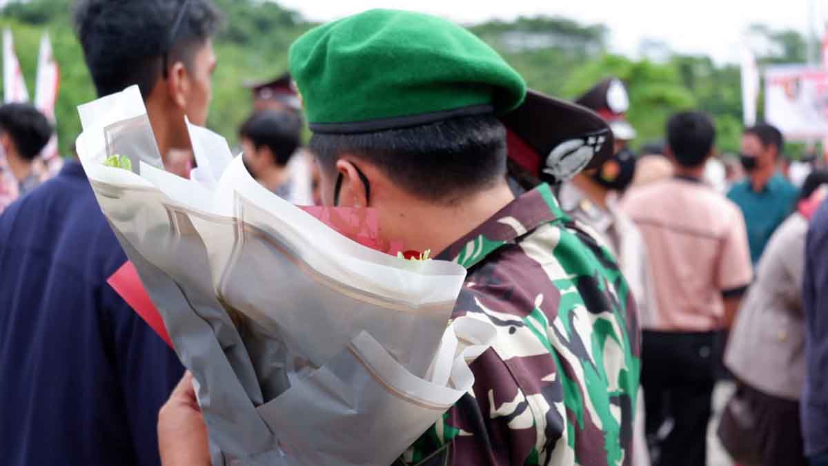 Anaknya Resmi Dilantik Menjadi Anggota Polri, Serka Lucianto Bintara Tahun 2022