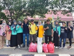Program Bersih Jumat Berkah Kelurahan Gayam