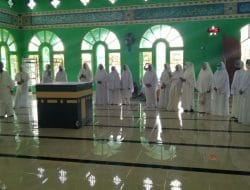 Jamaah keberangkatan 11 Agustus 2022 manasik Umroh bersama Kasi PHU Depag Berau