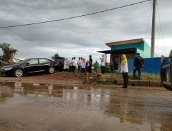 Bupati Berau Tanggapi Keluhan Warga Jalan Padat Karya