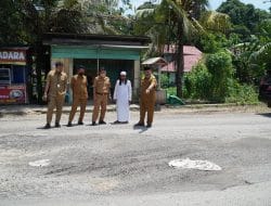 Wabup Berau Tinjau jalan Rusak daerah Teluk Bayur