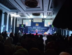 Ada Tulisan Cinta Di Putri Maluang Batik Berau