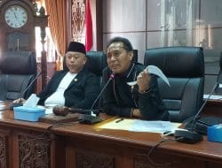 Detik-Detik Komisi II DPRD Berau Menyuruh Utusan PT BAA Meningalkan Ruangan Rapat