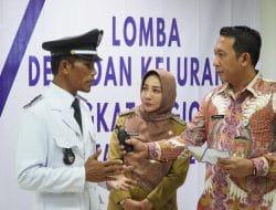 Tonjolkan SIDT dan Pengelolaan PAKBupati Dampingi Kakam Sumber Agung Presentasi Lomba Desa Tingkat Regional III