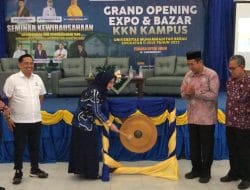 Bupati Buka Acara Bazar dan Expo KKN Universitas Muhammadiyah dan Seminar Kewirausahaan