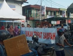 Pelajar dan Mahasiswa Berau Gelar Aksi Peringatan WCD 2022 pada Pesta Irau Manutung Jukut “Sungai Bukan Tempat Sampah”