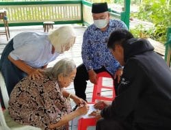 Ringankan Beban warga, Kelurahan Bugis Salurkan Bantuan Bagi Lansia Dan Yatim Piatu