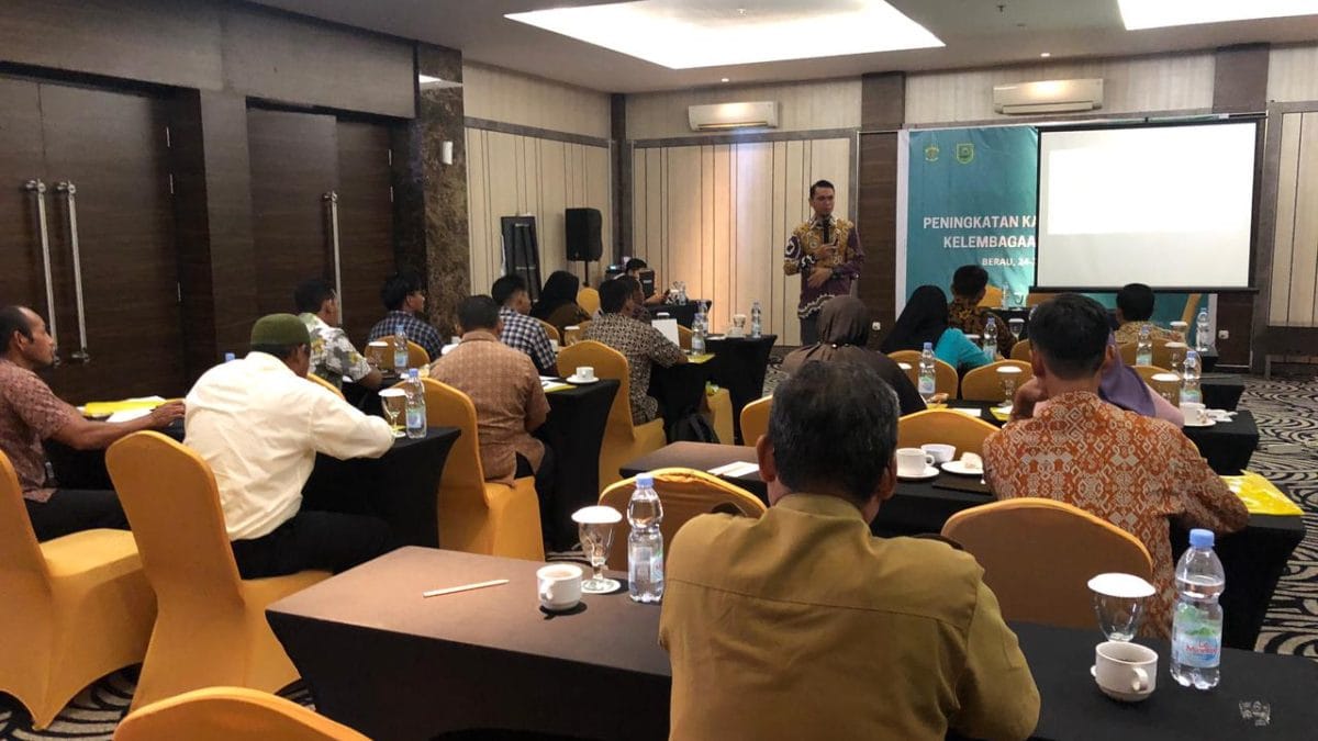 Tingkatkan SDM Masyarakat, Diskoperindag Berau Gelar Pelatihan Peningkatan Kapasitas Usaha dan Kelembagaan Koperasi masyarakat