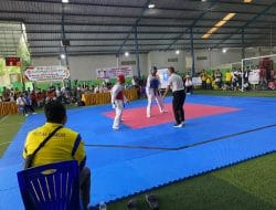 Sudut Merah, Dengan Perolehan Skor 2 – 0 Atlet taekwondo putra Kutim Berhasil Melaju ke Babak Berikutnya