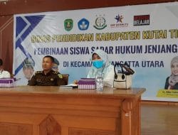 Disdik Kutim Bekerjasama Dengan Kejari Kembali Gelar Program Pembinaan Siswa Sadar Hukum Jenjang SMP se Kecamatan Sangatta Utara