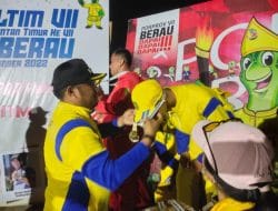 Kelas Speed WR Putra Tim Panjat Tebing Kutim Sumbang Medali Emas