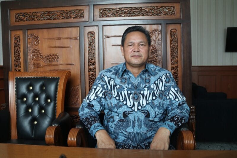 Yan Ipui, Perda Ketenagakerjaan dan Perda Kependudukan Saling Memiliki Keterkaitan