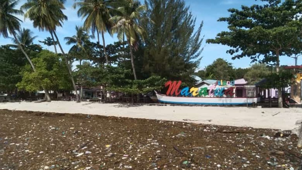 Terima Sampah Kiriman Dalam Jumlah Besar, Mengganggu Keindahan Pantai Maratua