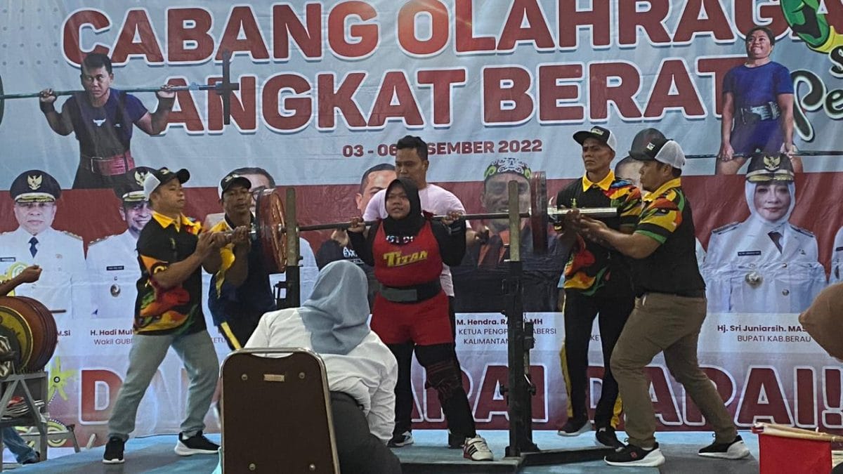 Harus terima keunggulan samarinda, Berau Gagal Mendapatkan Medali di cabor Angkat Berat Kategori Putri