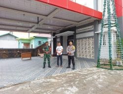 Cegah Gangguan Kamtibmas; Bhabinkamtibmas dan Babinsa Kelurahan Tanjung Redeb Sambangi Gereja Jelang Perayaan Nataru