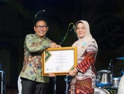 Satu-Satunya Daerah di Kaltim Yang Menerima Anugerah Lencana Bhakti Ekonomi Desa, Pemerintah Daerah Dan Masyarakat Patut Berbangga