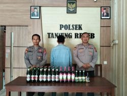 Polres Berau Ringkus Pemuda Penjual Miras, Puluhan Botol Berhasi disita