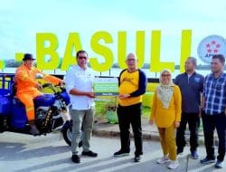 Kelurahan Sambaliung Terima Bantuan Motor Sampah, Bentuk Kepedulian PT Berau Coal Kepada PKL Basuli dan Wisata Tepian Sambaliung