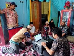 Berikan Pelayanan Maksimal, Disdukcapil Berau Lakukan Jemput Bola Rekam KTP-el Bagi Warga Rentan