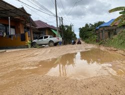 Jawab Keluhan Warga, Pemkab Berau Kucurkan Dana Rp 2,7 Miliar Untuk Perbaikan Jalan Akasia Mandiri, Sambaliung