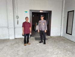 Ciptakan Keamanan, Personil Polsek Teluk Bayur Pam di Gereja