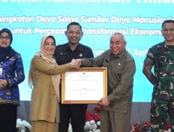 Terbaik Pertama, Bupati Berau Terima Penghargaan Pembangunan Daerah Kaltim 2023