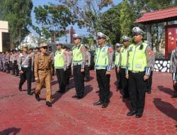 Polres Kutim Laksanakan Apel Gelar Pasukan Operasi Ketupat Mahakam Tahun 2023