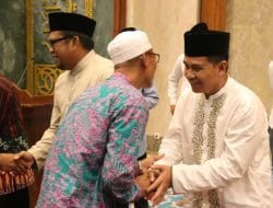 Ketua DPRD Kutim Ikut Hadir Menyambut Kedatangan Jemaah Haji di Masjid Agung Al Faruq