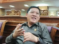David Rante Angkat Suara Terkait Keberadaan Pasar Tumpah di Sangatta yang Menyebabkan Kemacetan