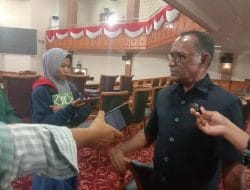 Ubaldus Badu Soroti Kondisi Jalan Provinsi yang Putus di Kecamatan Karangan