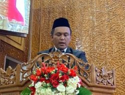 Abdi Firdaus Sampaikan Pandangan Umum Fraksi PD Terhadap RAPBD Kutim TA 2024