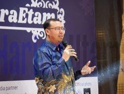 Poniso Suryo Renggono Menutup Kegiatan Pelatihan Batik & Fashion Workshop Wastra Etam 2024