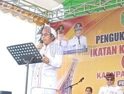 IKAT Kutim Resmi Dikukuhkan, Bupati Ardiansyah Ajak Masyarakat Bangun Kutai Timur Hebat 2045