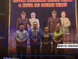 Serah Terima Kepemimpinan Kajari Berau: R. Hari Wibowo Serahkan Tampuk Kepemimpinan kepada Yovandi Yazid
