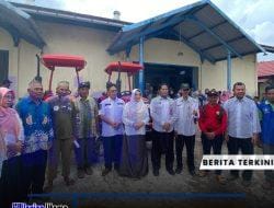 Pemkab Berau Serahkan 41 Unit Alat Pertanian dan Bantuan Ternak di Sei Bebanir Bangun