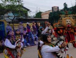 Kirab Budaya Meriahkan Peringatan Hari Jadi ke-25 Kabupaten Kutai Timur