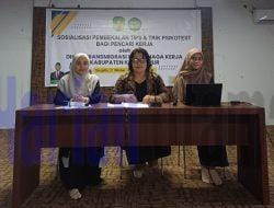Dinas Transmigrasi dan Tenaga Kerja Kutai Timur Gelar Sosialisasi Persiapan Karir untuk Pencari Kerja