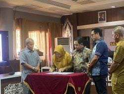 Serah Terima Jabatan, Maulidiyah Resmi Gantikan Abdurrahman Jadi Plt Sekretaris DPRD Berau