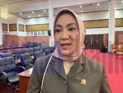 Sri Kumalasari menyoroti pembukaan lahan dengan cara membakar hutan