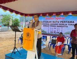 Bupati Kutim Resmikan Peletakan Batu Pertama Gereja Toraja Prima Sangatta